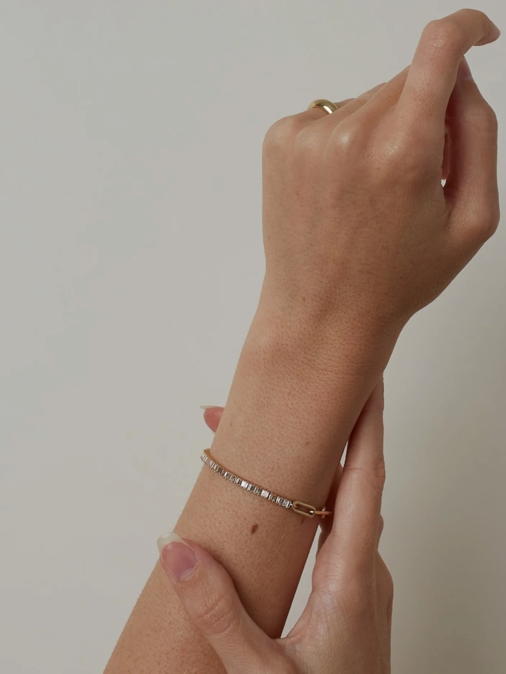 KINN Serena Baguette Tennis Link Bracelet Diamond - Picture 3 of 6